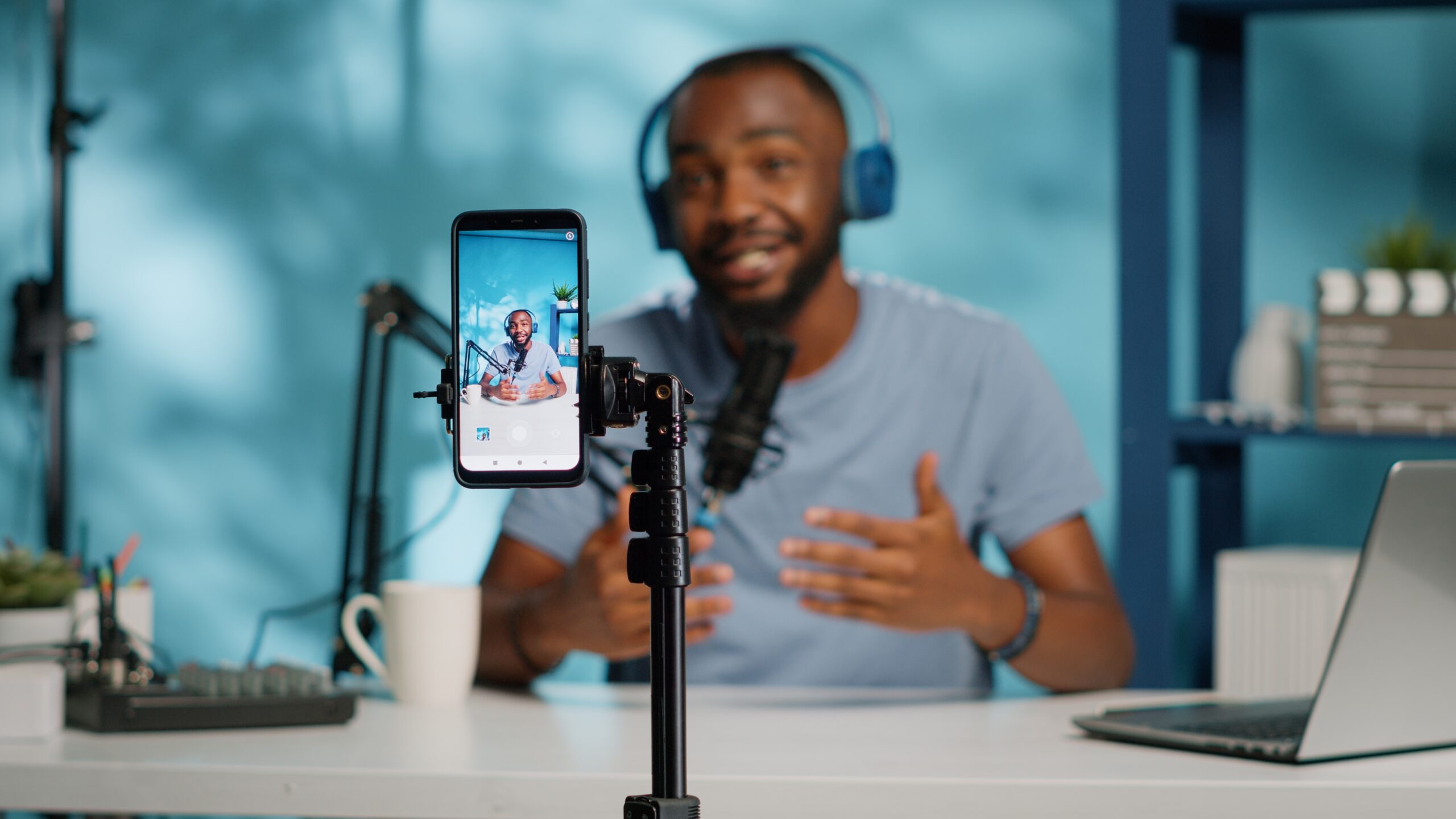 Why Podcasters Must Urgently Adopt A Video Strategy