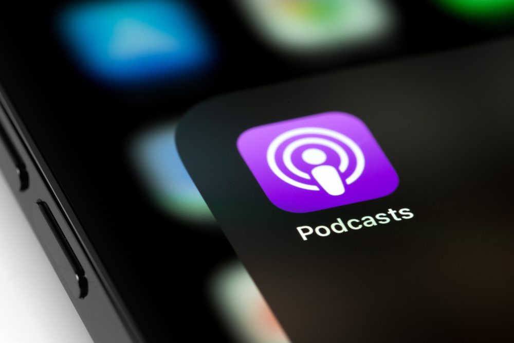 Apple Podcasts Is in on Video. Will Users Notice?